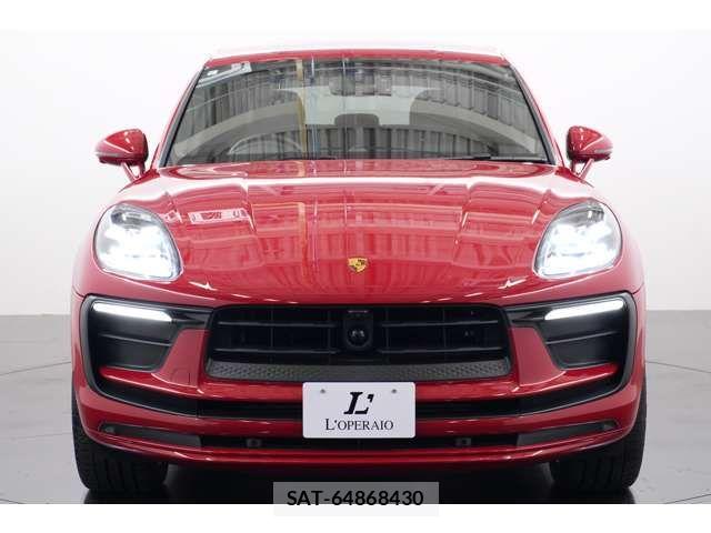 Porsche MACAN 2023-09 8231303-8
