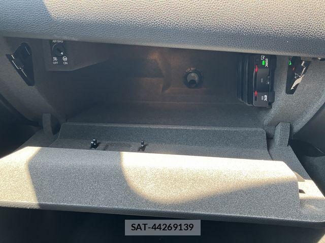 Porsche MACAN 2017-07 8316394-21