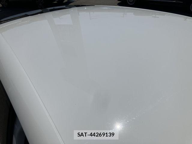 Porsche MACAN 2017-07 8316394-27