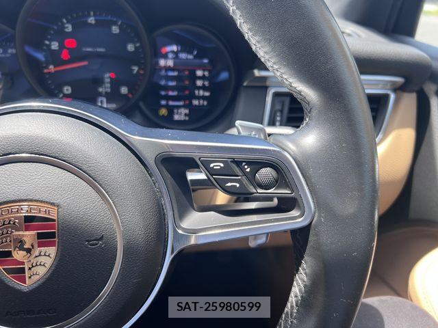 Porsche MACAN 2017-09 8316396-18