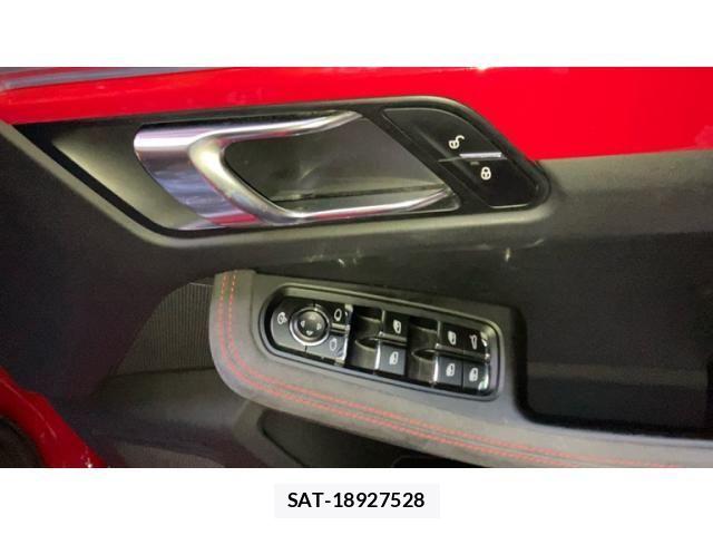 Porsche MACAN 2016-12 8337394-13