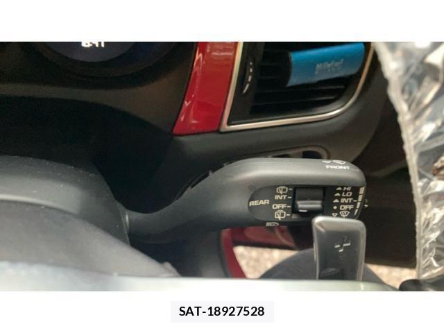 Porsche MACAN 2016-12 8337394-19