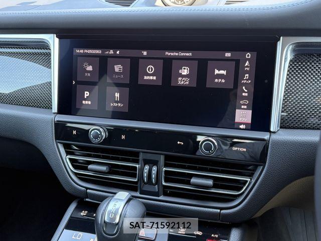 Porsche MACAN 2023-06 8337392-18