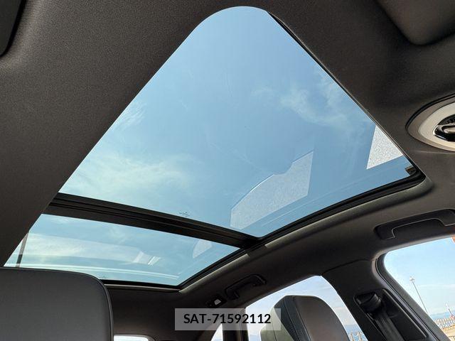 Porsche MACAN 2023-06 8337392-21