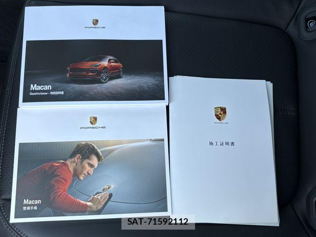 Porsche MACAN 2023-06 8337392-29