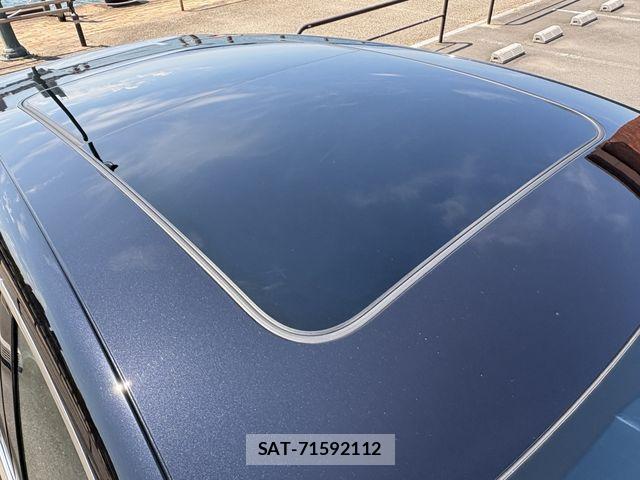 Porsche MACAN 2023-06 8337392-7