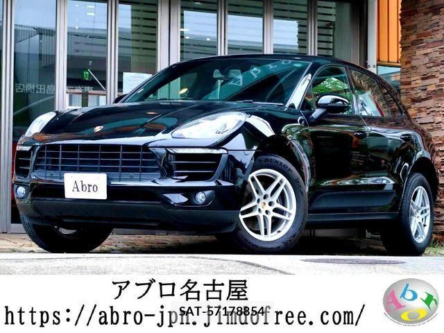 Porsche MACAN 2015-09 8355341-0