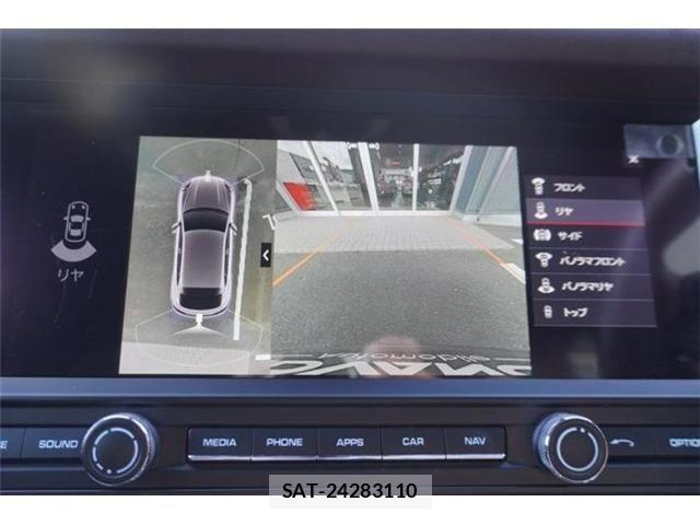Porsche MACAN 2020-07 8368109-19