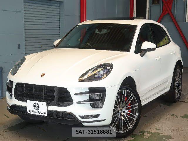 Porsche MACAN 2017-03 8372051-10