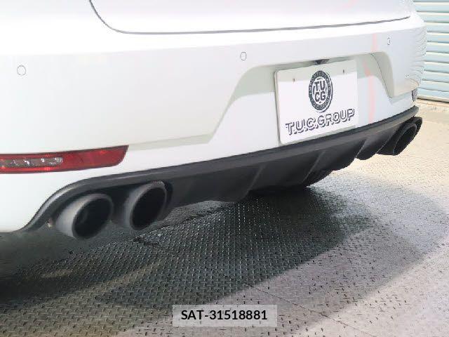Porsche MACAN 2017-03 8372051-17