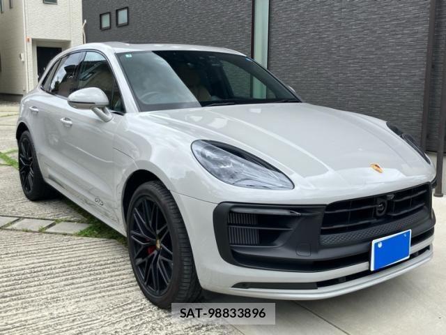 Porsche MACAN 2023-05 8414380-0