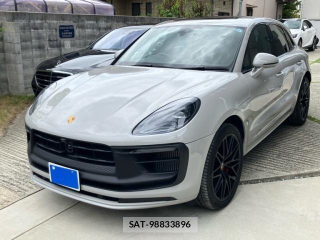 Porsche MACAN 2023-05 8414380-1
