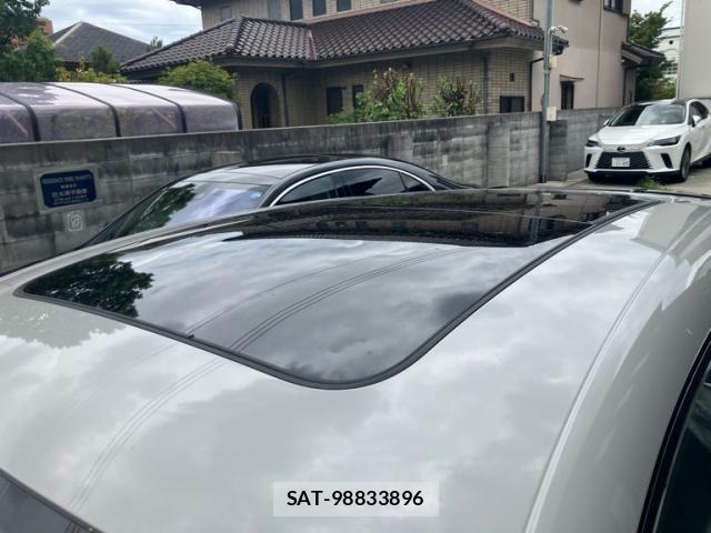 Porsche MACAN 2023-05 8414380-8