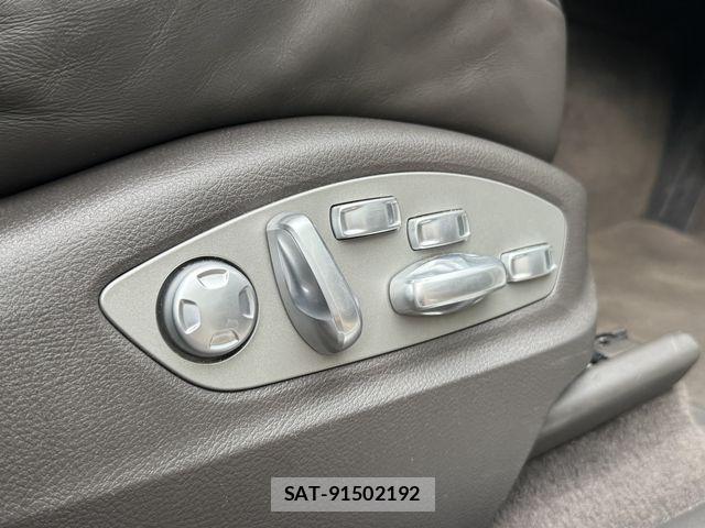 Porsche MACAN 2015-05 8414381-19