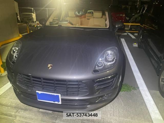 Porsche MACAN 2014-12 8438715-1