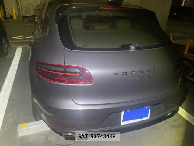 Porsche MACAN 2014-12 8438715-3