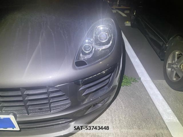 Porsche MACAN 2014-12 8438715-4