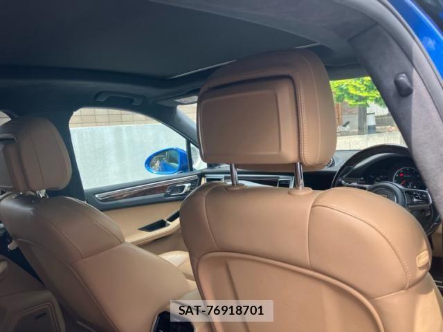 Porsche MACAN 2018-03 8526582-16
