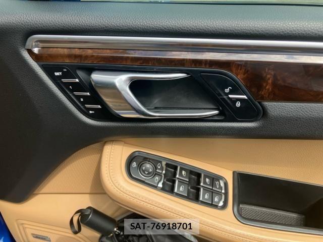 Porsche MACAN 2018-03 8526582-18