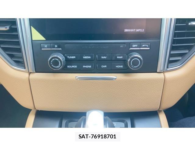 Porsche MACAN 2018-03 8526582-25