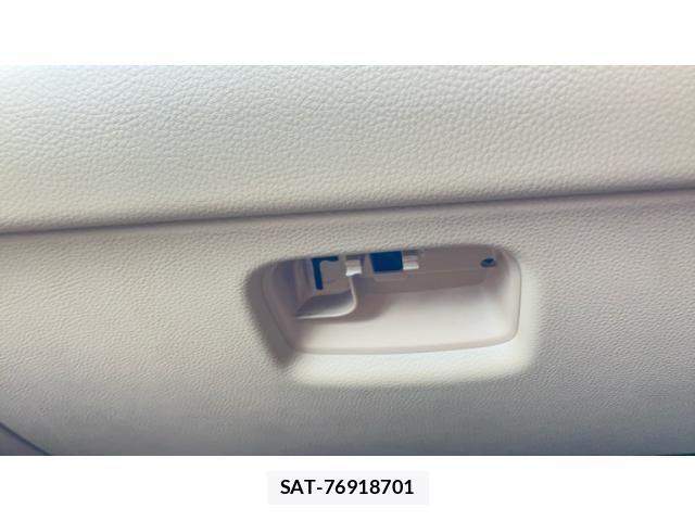 Porsche MACAN 2018-03 8526582-29