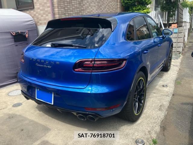 Porsche MACAN 2018-03 8526582-4