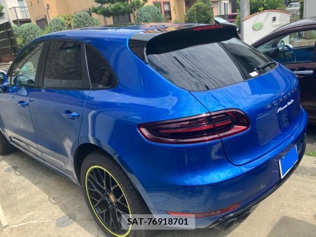 Porsche MACAN 2018-03 8526582-5