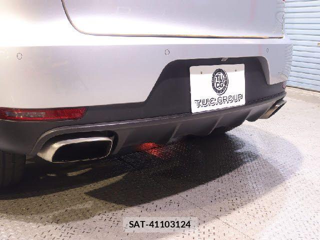 Porsche MACAN 2016-09 8563182-15
