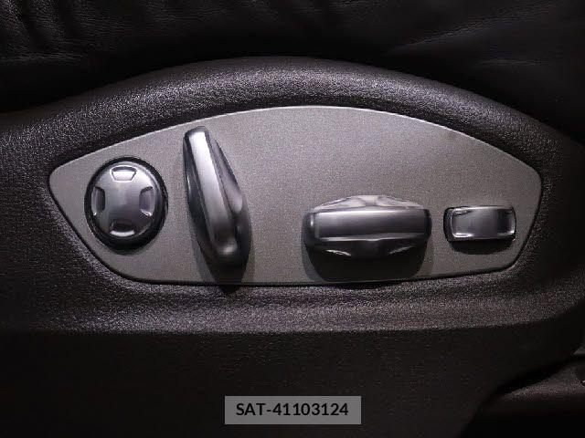 Porsche MACAN 2016-09 8563182-8