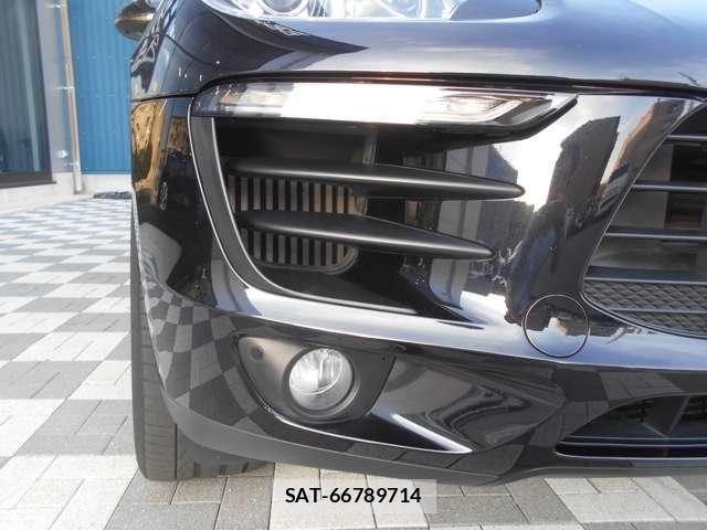 Porsche MACAN 2018-09 8563183-21