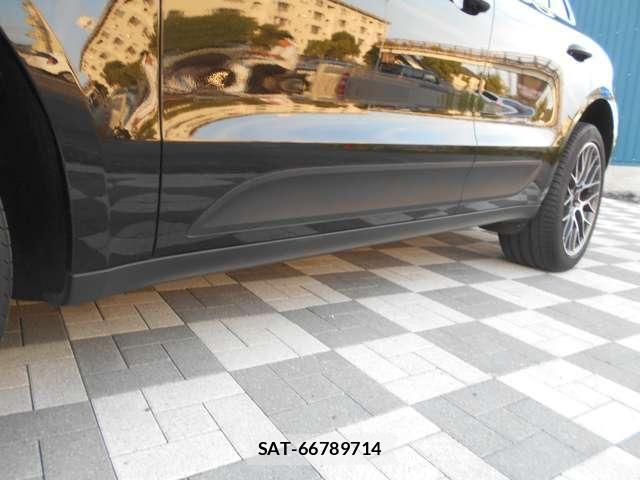 Porsche MACAN 2018-09 8563183-28