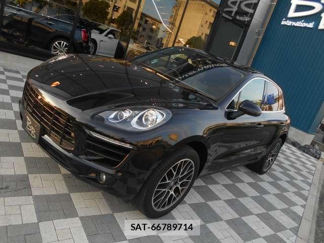 Porsche MACAN 2018-09 8563183-8