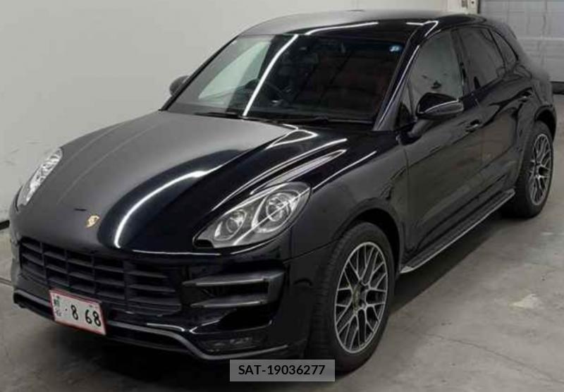 Porsche MACAN 2015-05 8558534-0