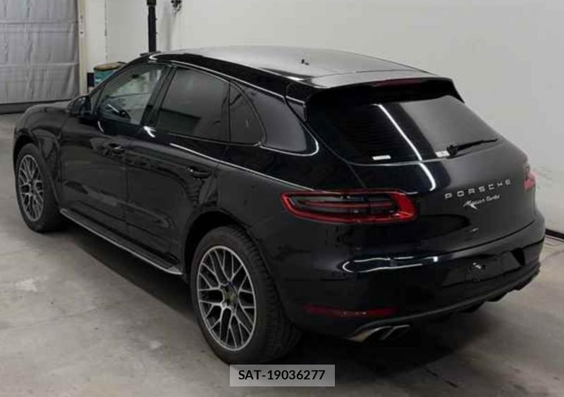 Porsche MACAN 2015-05 8558534-1