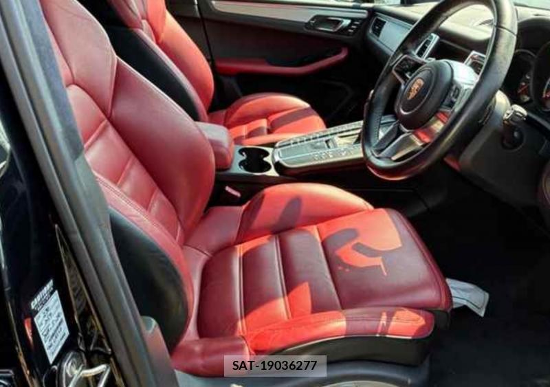 Porsche MACAN 2015-05 8558534-5