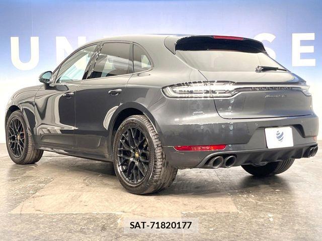 Porsche MACAN 2020-09 8628371-14