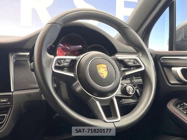 Porsche MACAN 2020-09 8628371-19