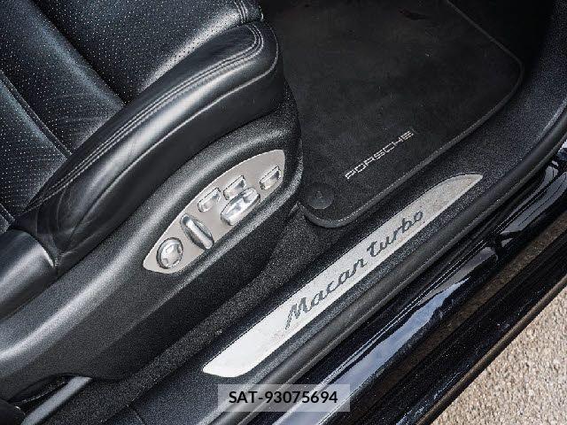 Porsche MACAN 2016-12 8660972-18