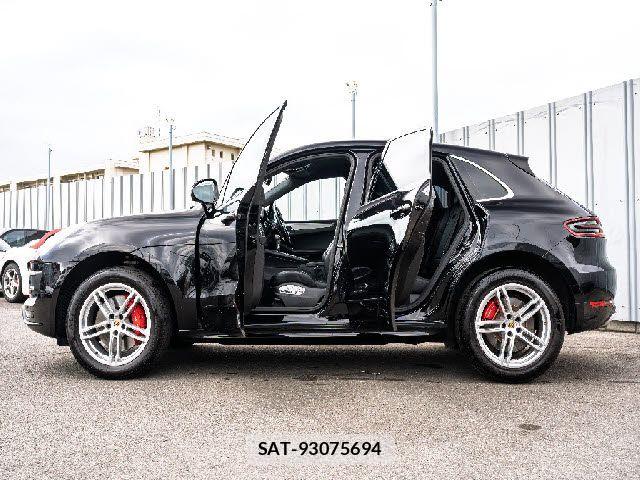 Porsche MACAN 2016-12 8660972-27