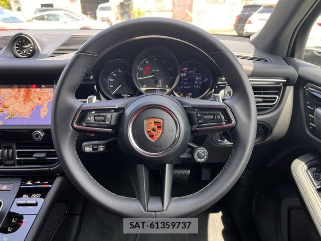 Porsche MACAN 2026-02 8660970-13