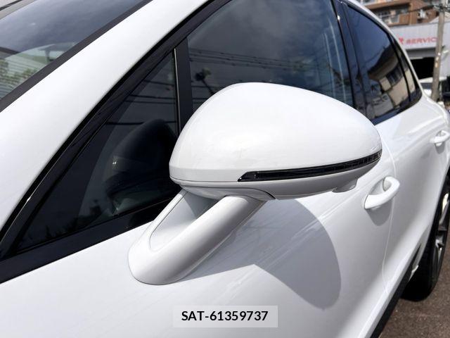 Porsche MACAN 2026-02 8660970-7