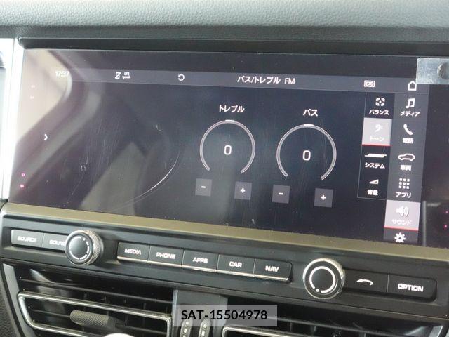 Porsche MACAN 2019-07 8686286-16