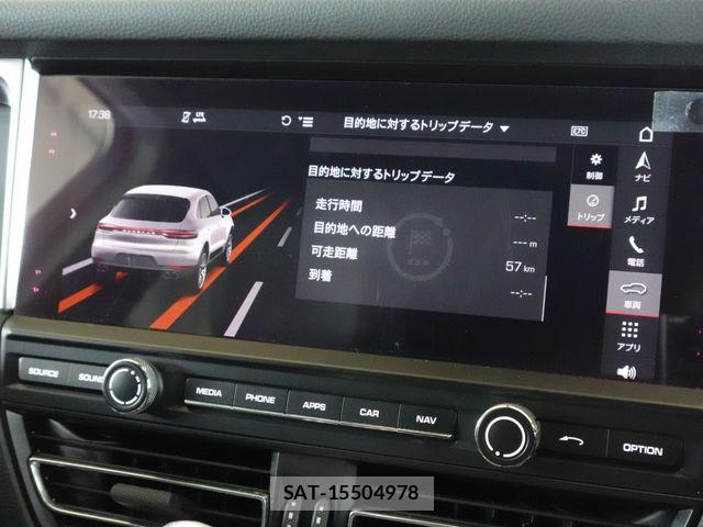 Porsche MACAN 2019-07 8686286-17