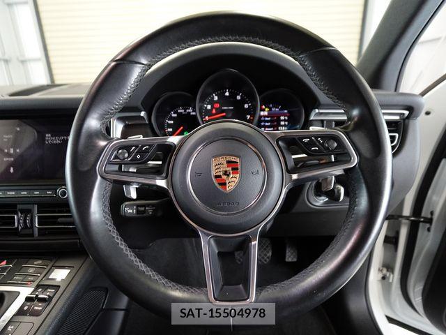 Porsche MACAN 2019-07 8686286-21