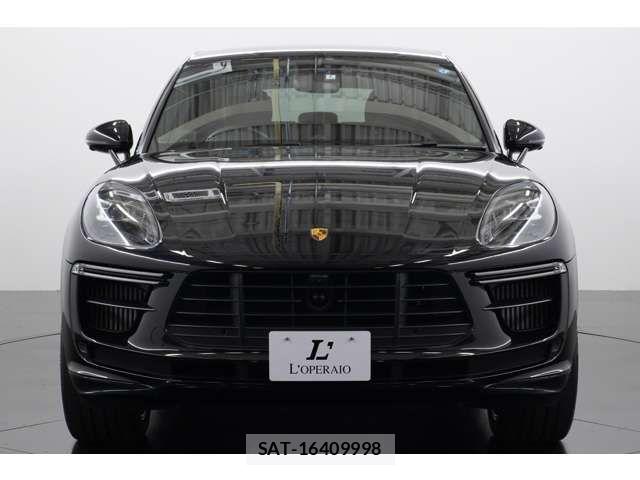 Porsche MACAN 2020-02 8686284-13