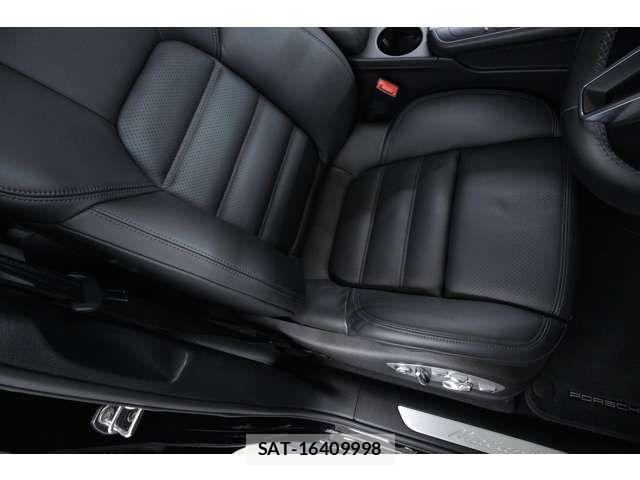 Porsche MACAN 2020-02 8686284-4