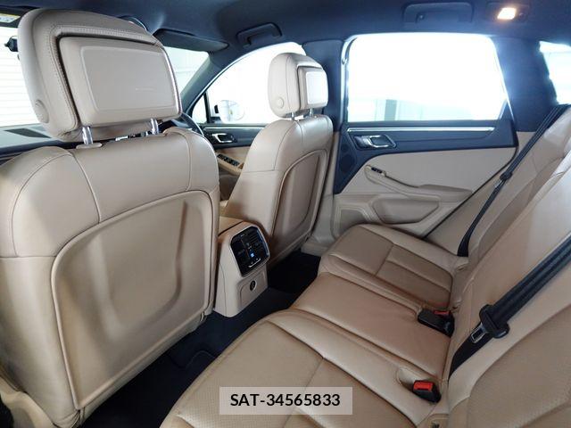 Porsche MACAN 2019-09 8686287-10