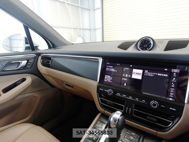 Porsche MACAN 2019-09 8686287-11