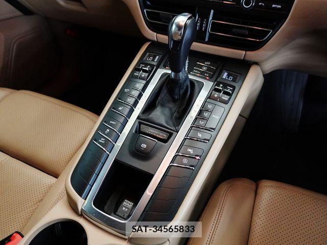 Porsche MACAN 2019-09 8686287-17