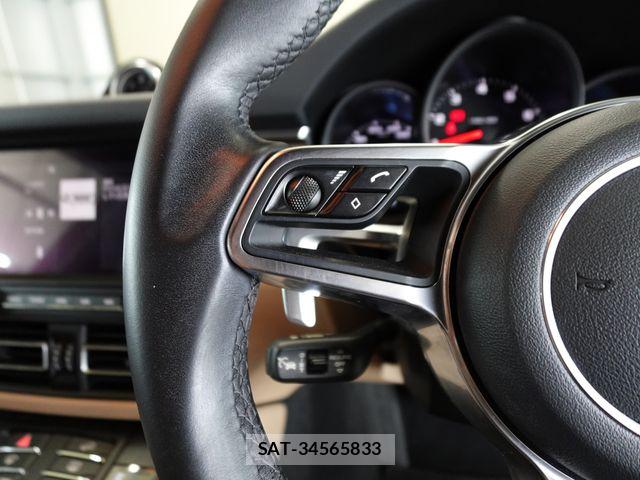 Porsche MACAN 2019-09 8686287-19